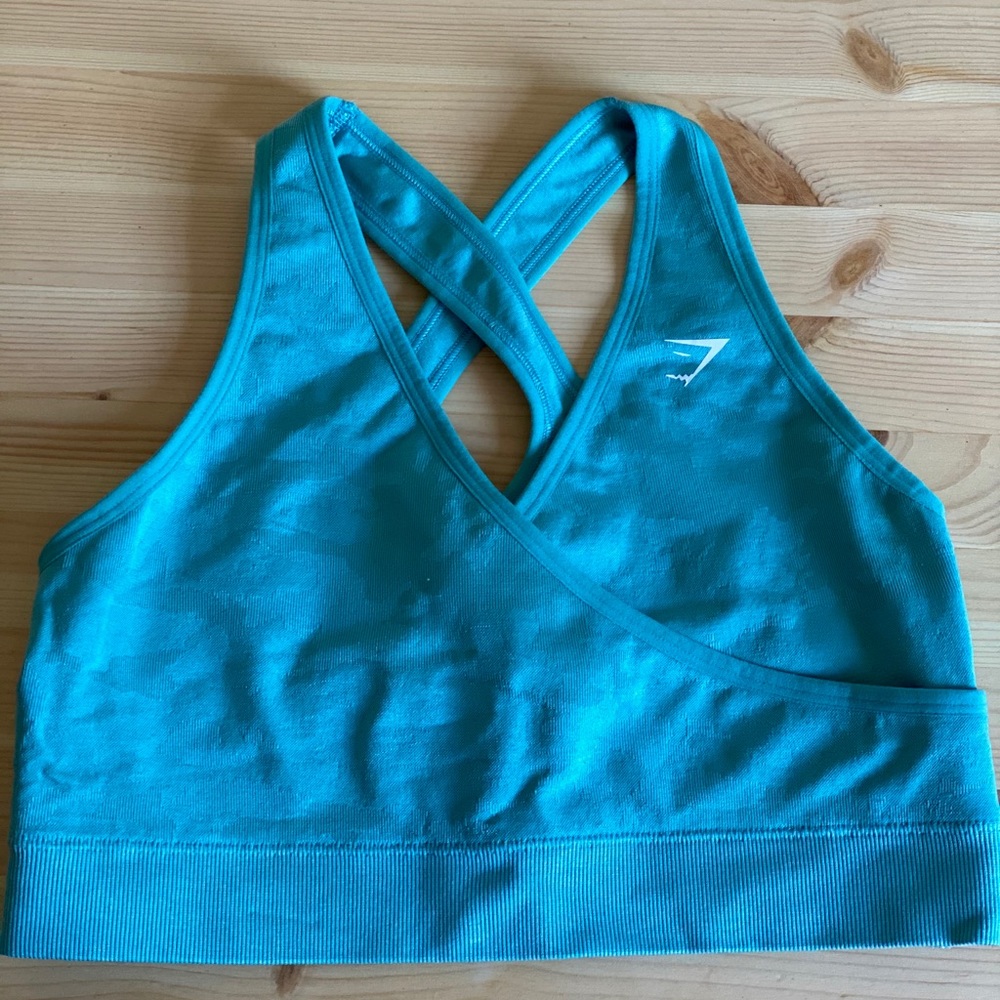Gymshark camo sports bra